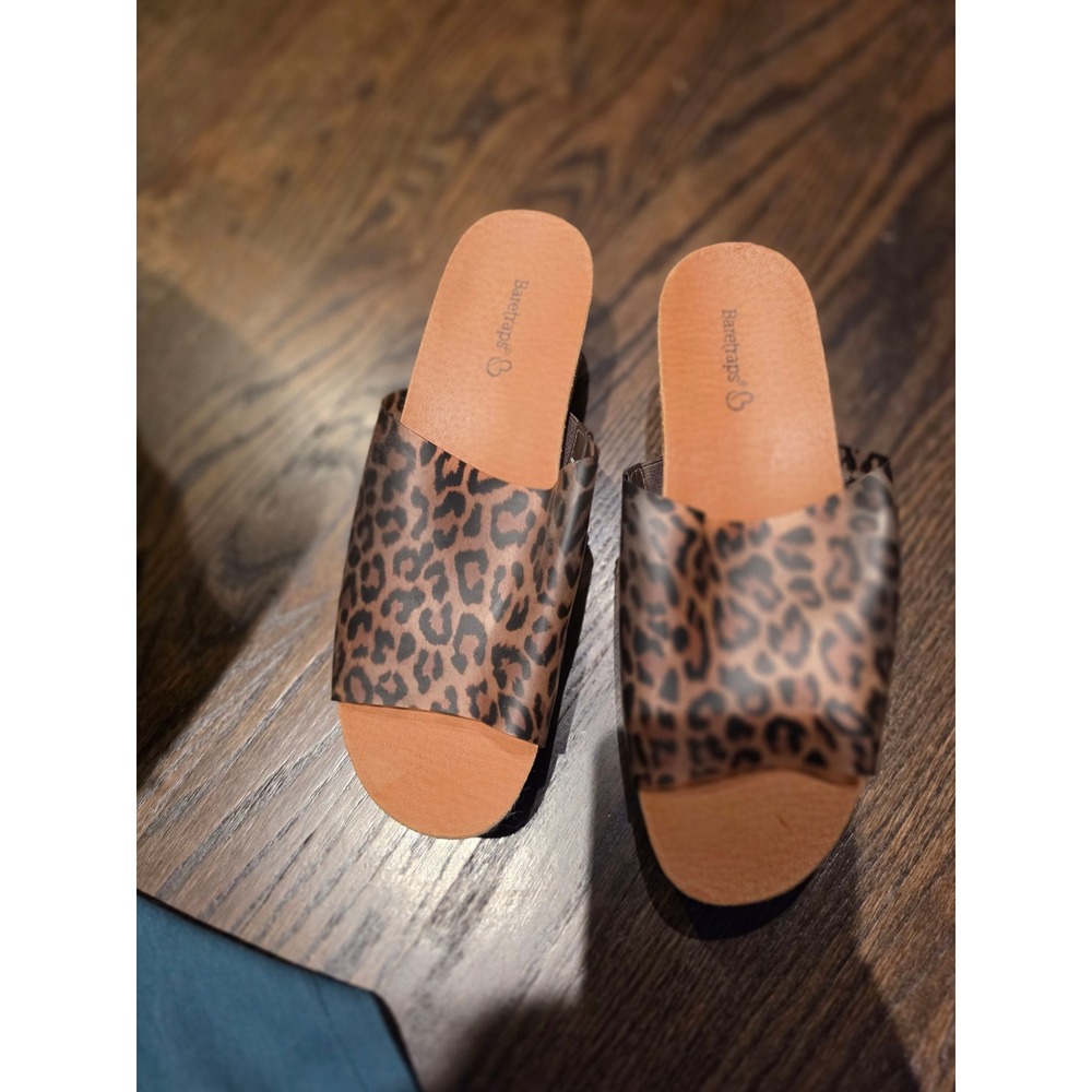 Baretraps Womens Leopard Print Wedge Sandals Platform Slides Brown Tan Size 9M
